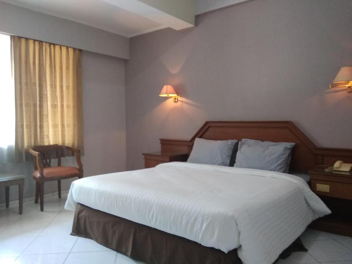 K-Style Eco Hotel Jakarta Ngoại thất bức ảnh